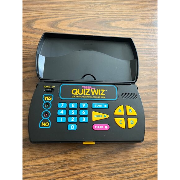Tiger Quiz Wiz electronic question & answer game vintage 1993 - Picture 2 of 6